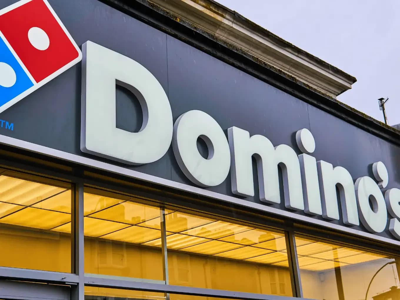 Dominos