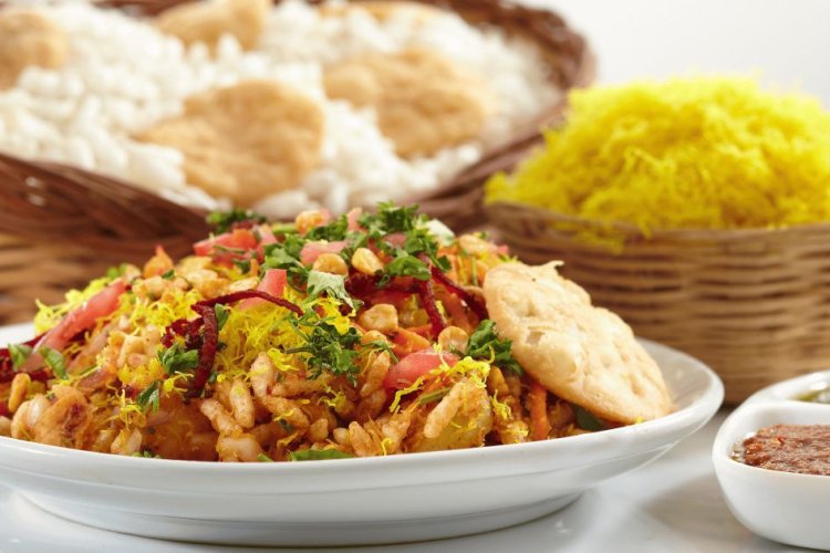 Mumbai Most Popular Street Food Bhel Puri Recipe - Indian Food Times