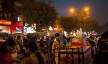 Exciting Update for Food and Drink Enthusiasts in Delhi as Late-Night Street Activity Increases.