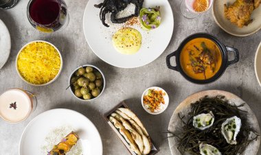 A Taste of Modern India: Uncovering the Top Food Trends Shaping Indian Cuisine in 2023.