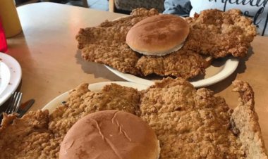 Twitter Left Confused by Unusual Burger Featuring Massive Chicken Patty
