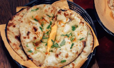 9 Indian Breads Rank High in Taste Atlas' Top 50 Flatbreads in the World