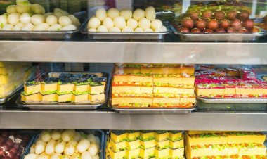 "Best Street Food Sweets In The World" includes three famous Indian sweets