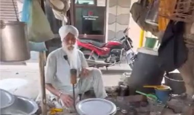 80-Year-Old Tea-Seller from Amritsar Goes Viral Impresses Anand Mahindra