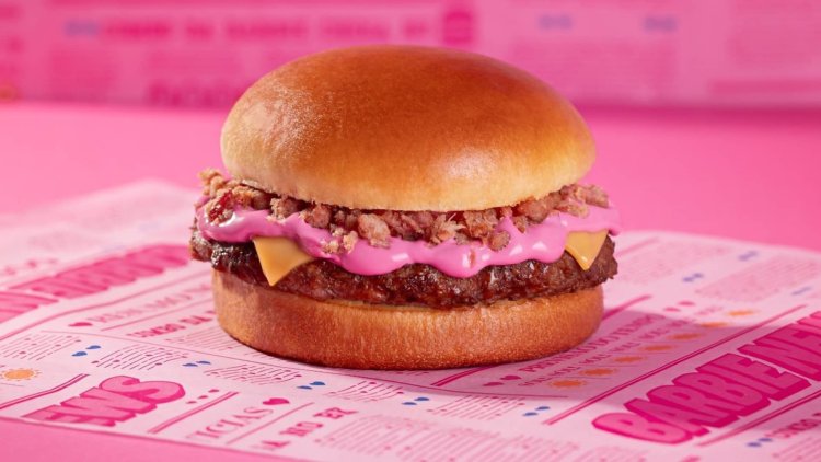 Burger King Brazil joins the Barbie mania with a pink logo and a special Barbie meal