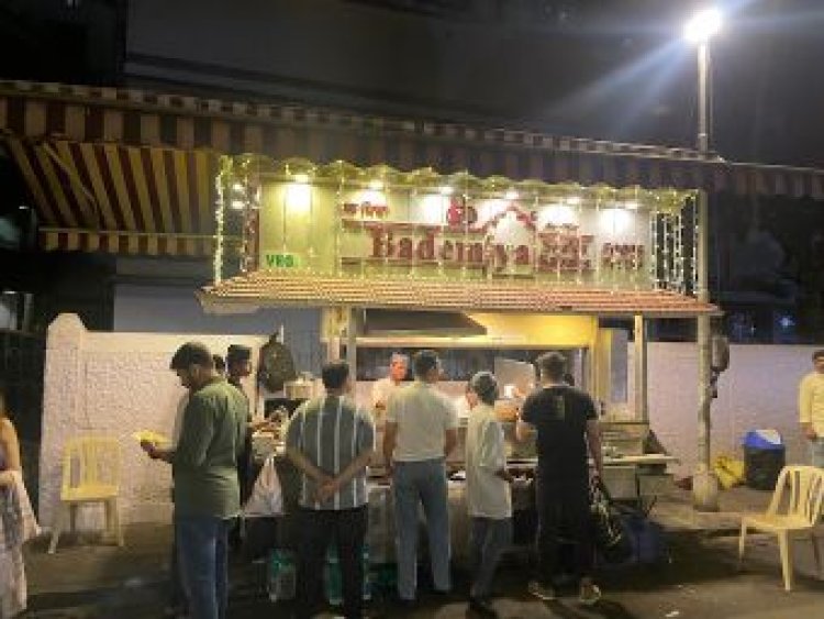 FDA Raids Popular Colaba Eatery Bademiya, Found Rats & Coackroaches in kitchen