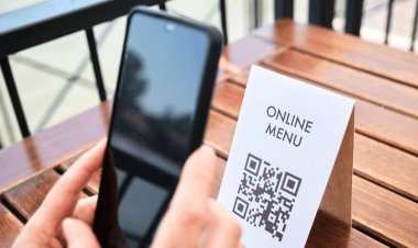 Woman Shares Restaurant's QR Code on Social Media, Receives a Bill of Approximately ₹50 Lakh