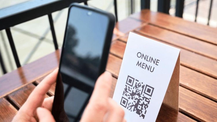 Woman Shares Restaurant's QR Code on Social Media, Receives a Bill of Approximately ₹50 Lakh