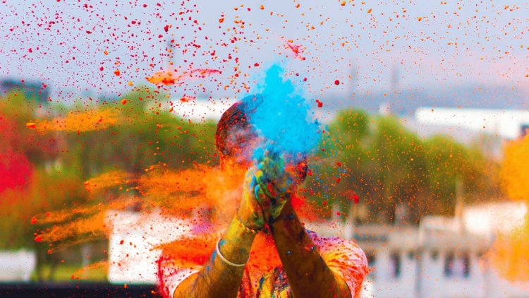 Holi 2024: Date, Time, Rituals And 5 Traditional Foods for holi