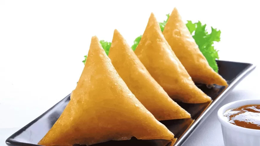 Vrat-Friendly Samosa Recipe | Singhare Ke Atte Ke Samosa