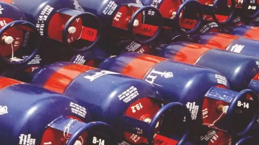 LPG Price Hike: Commercial Gas Cylinder Prices Rise by ₹62; Check Rates in Delhi, Mumbai, Kolkata, Chennai