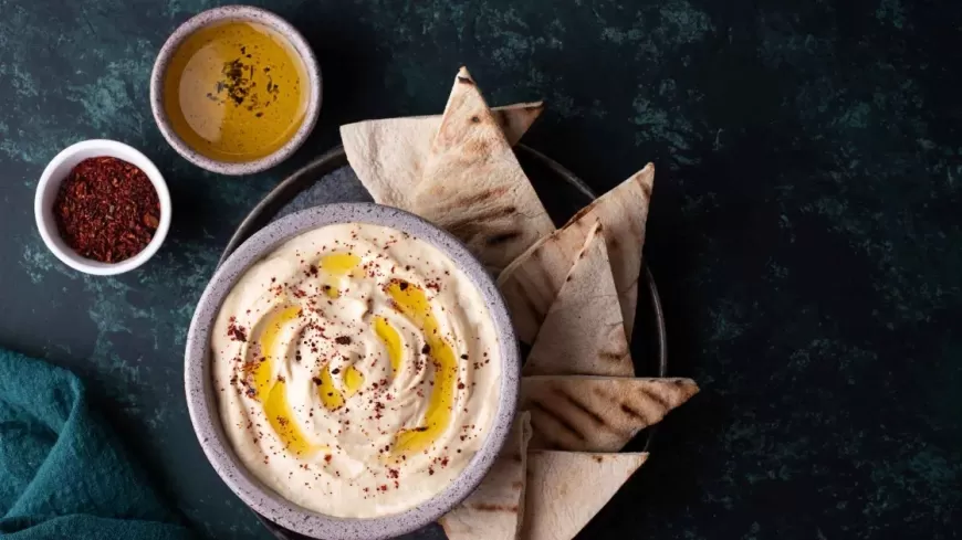 The Silkiest & Smooth Hummus: A Recipe for Perfection