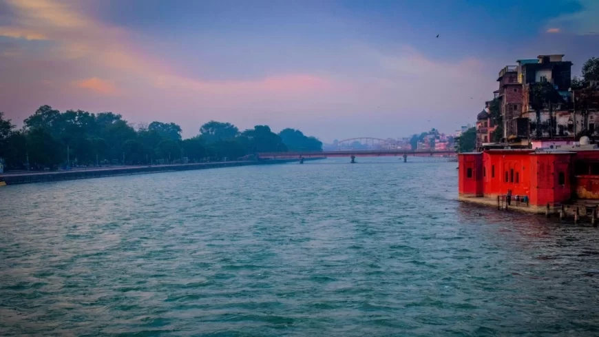 Ganga: The World's Only Freshwater River That Eliminates Germs 50 Times Faster, Says Expert